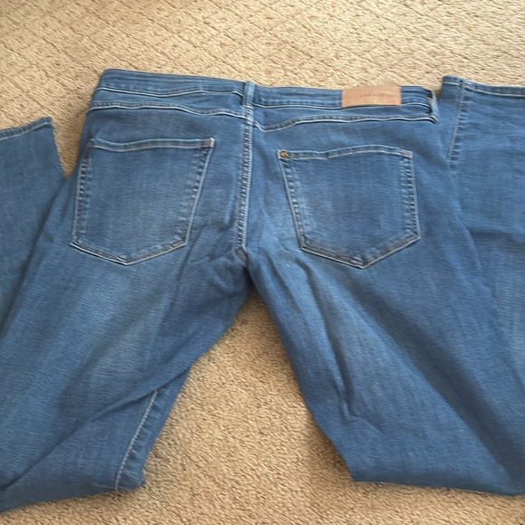 & Denim Super Skinny Medium Wash Jeans - Picture 3 of 5